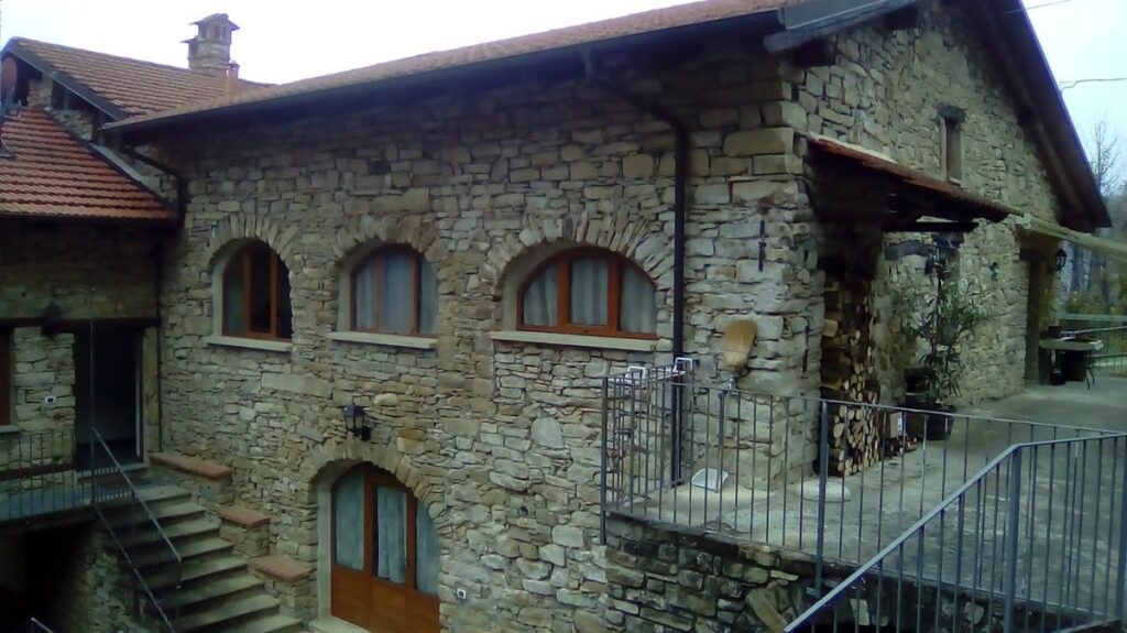 ristrutturazione rustico in pietra di langa
